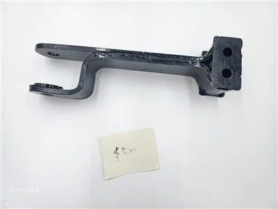 Foton Auman beugel voorste stabilisatorstang 1131129280012